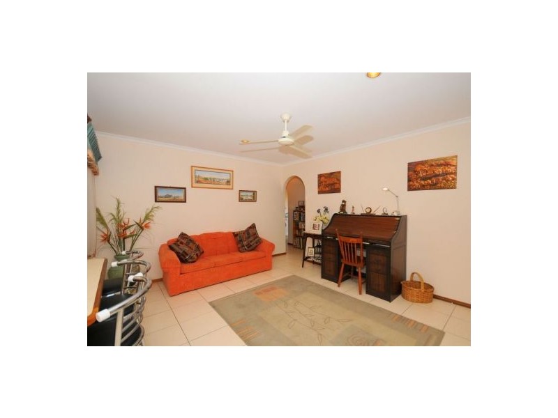 8 Birch Court, Kawungan QLD 4655