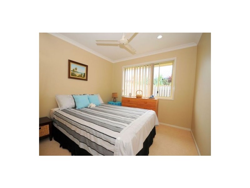 1 Cromdale Cct, Kawungan QLD 4655