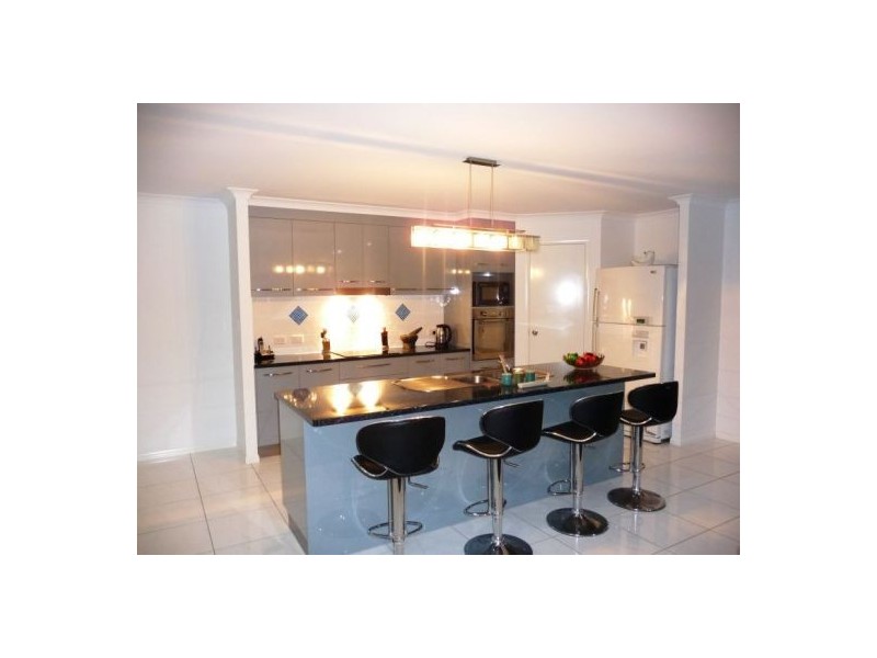 20 Bianca Court, Torquay QLD 4655