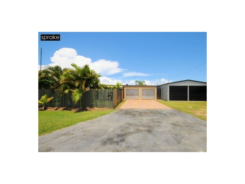 86 Honiton St, Torquay QLD 4655