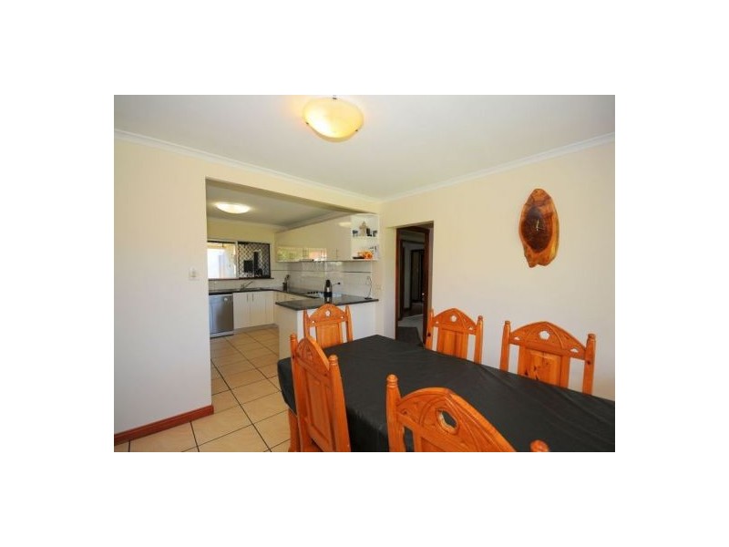 86 Honiton St, Torquay QLD 4655
