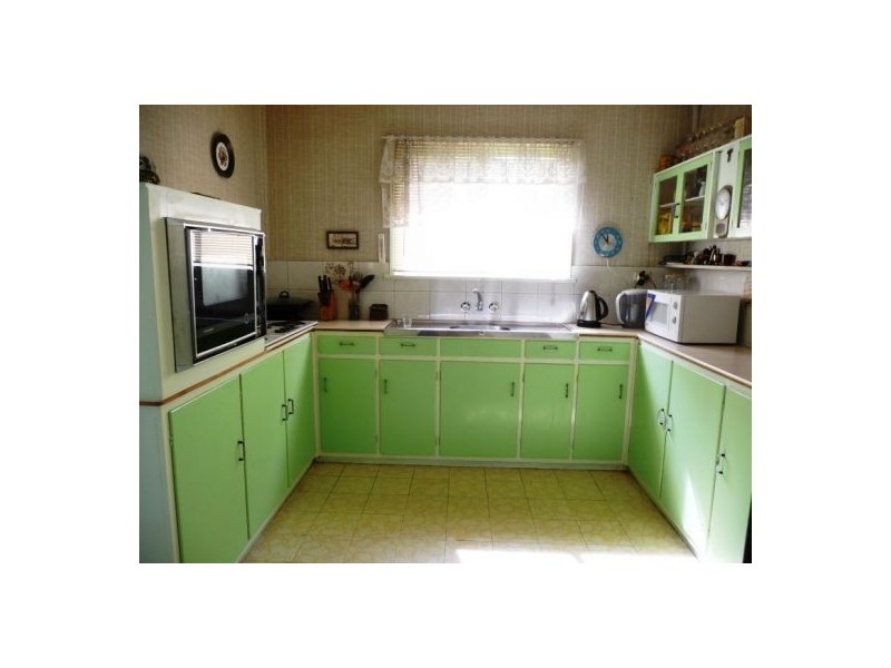 61 Newhaven St, Pialba QLD 4655