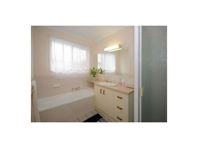 41 Caddy Avenue, Urraween QLD 4655