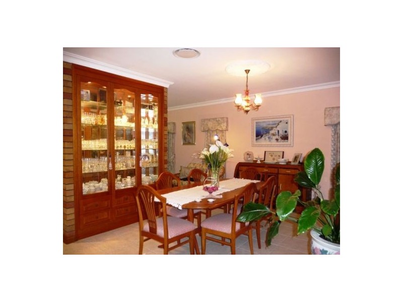 39 Royal Dr, Kawungan QLD 4655