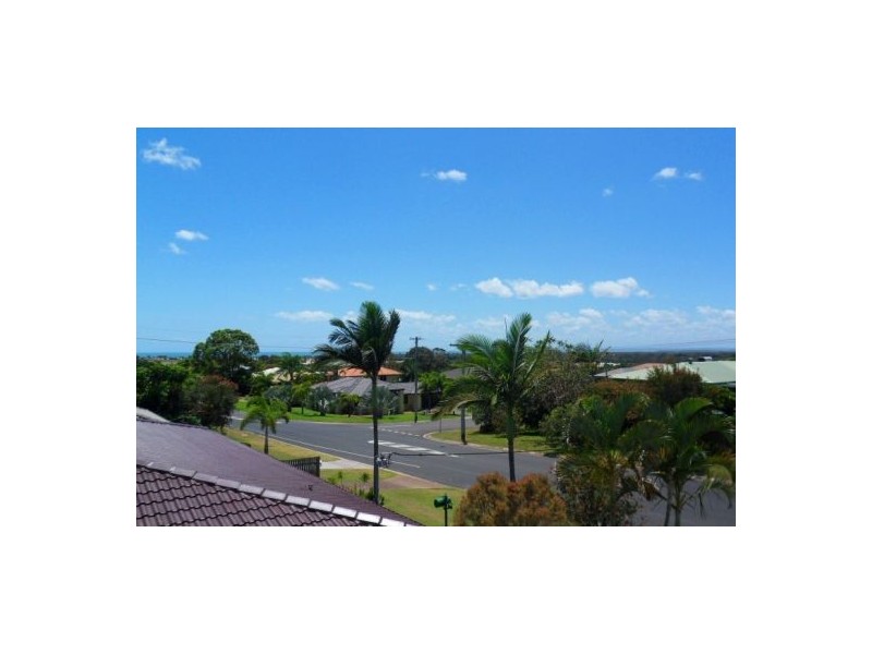 7 Talasea Dr, Kawungan QLD 4655