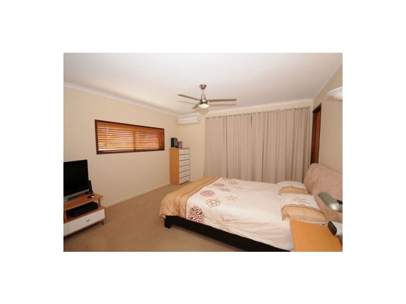 7 Talasea Dr, Kawungan QLD 4655