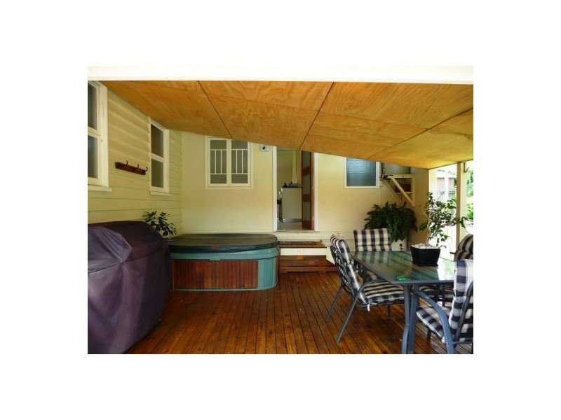 265 Boat Harbour Dr, Pialba QLD 4655