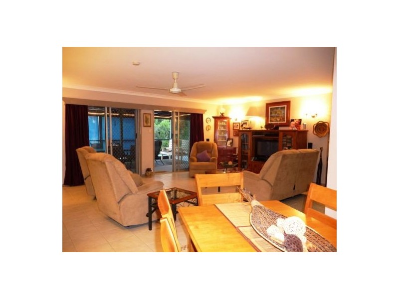 19 Holiday Pde, Scarness QLD 4655