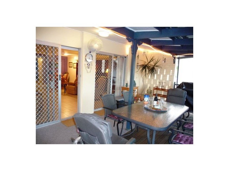 19 Holiday Pde, Scarness QLD 4655