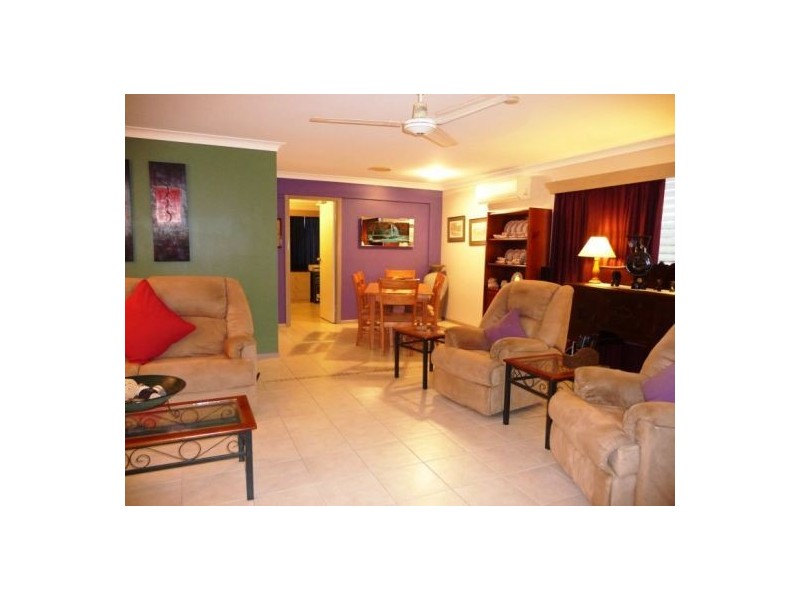 19 Holiday Pde, Scarness QLD 4655