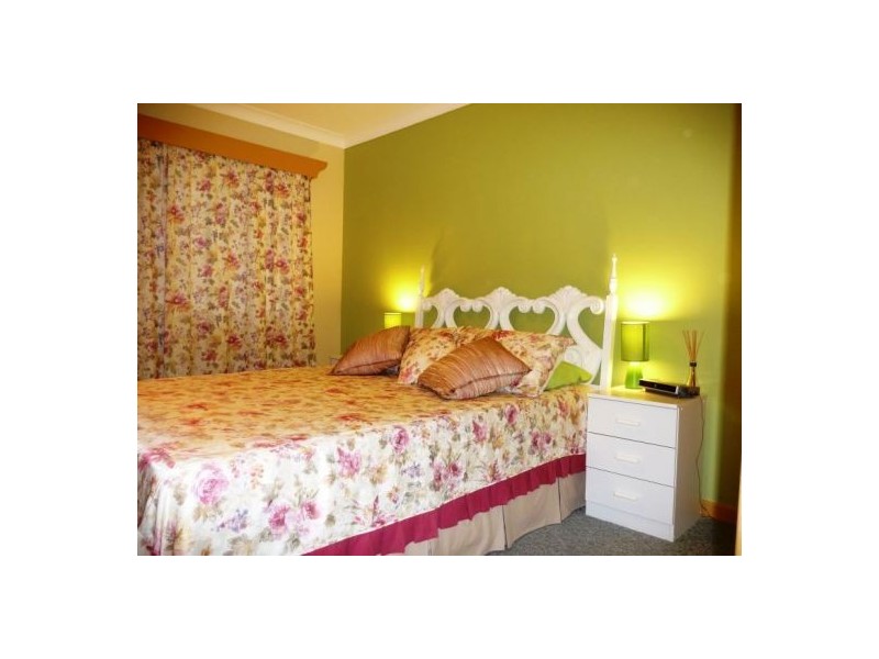 19 Holiday Pde, Scarness QLD 4655