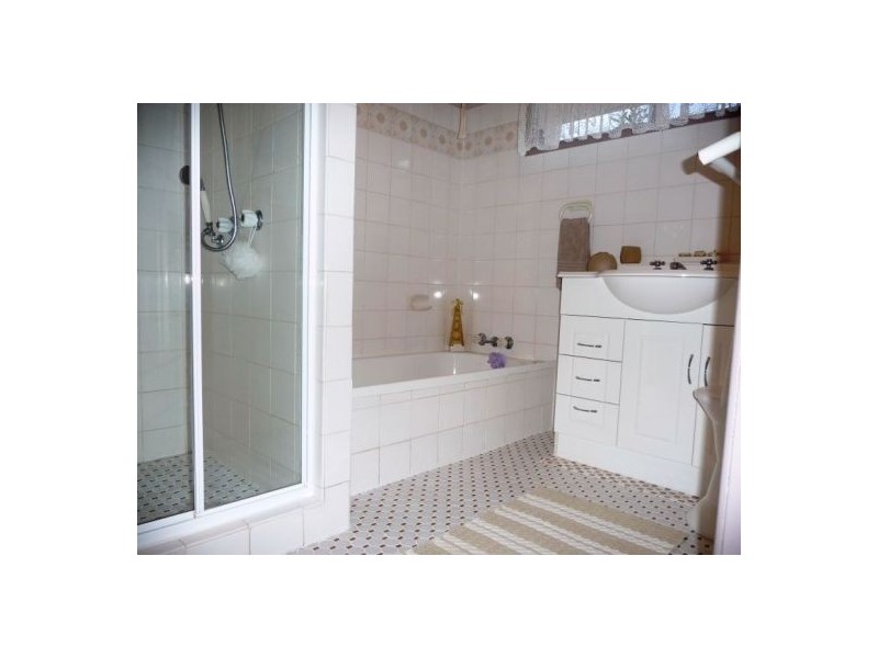 19 Holiday Pde, Scarness QLD 4655