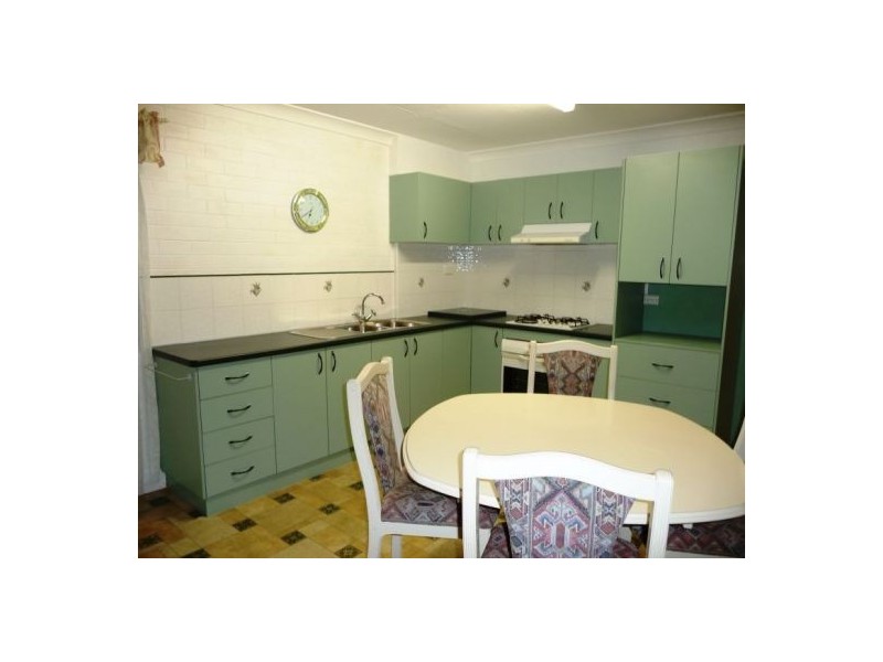 19 Holiday Pde, Scarness QLD 4655