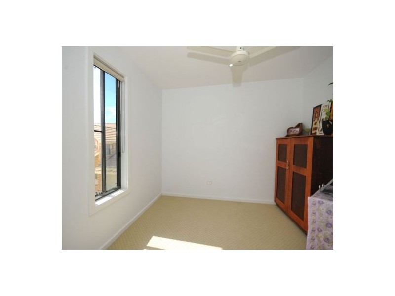 2/15 Jensen Drive, Urraween QLD 4655