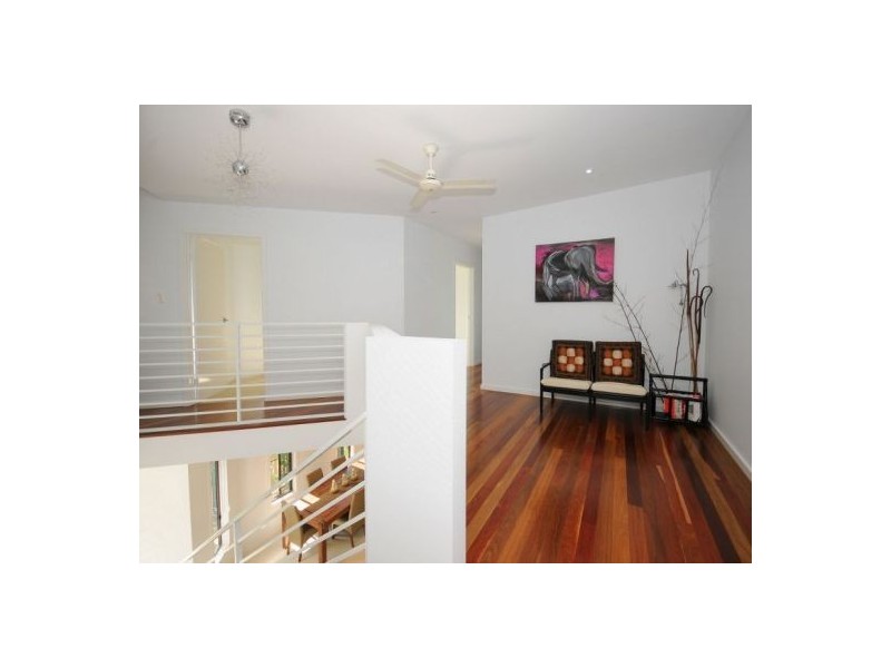 2/15 Jensen Drive, Urraween QLD 4655