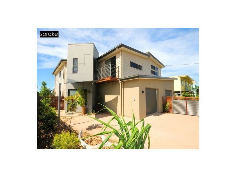 2/15 Jensen Drive, Urraween QLD 4655