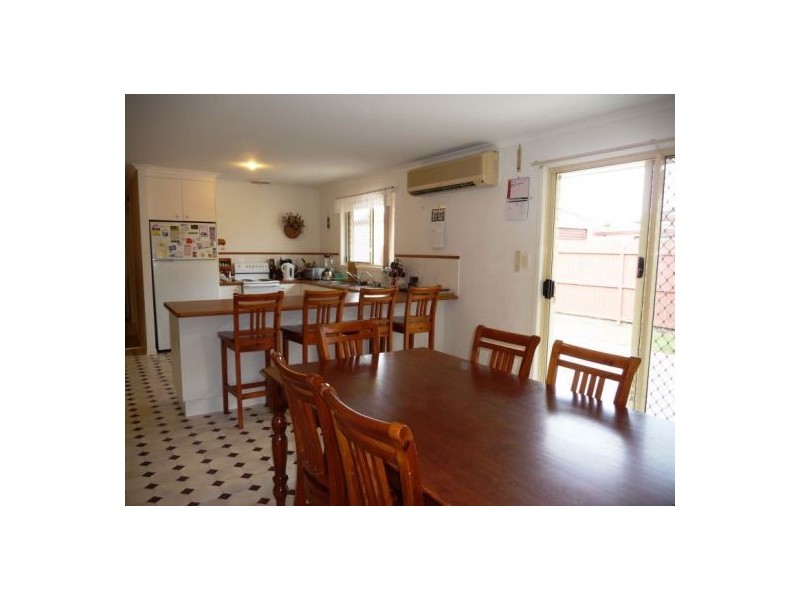 47 Anchorage Cct, Point Vernon QLD 4655