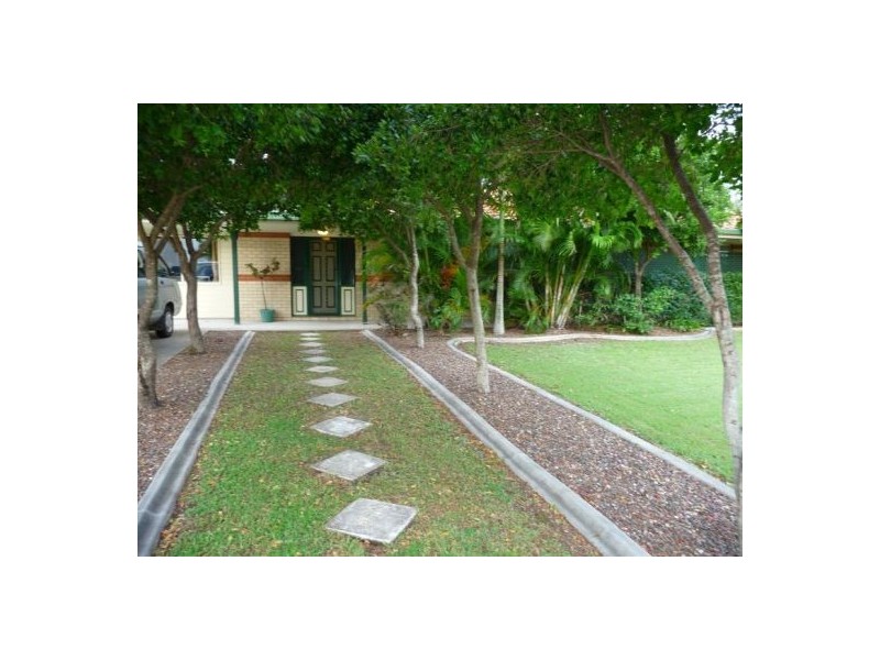 47 Anchorage Cct, Point Vernon QLD 4655