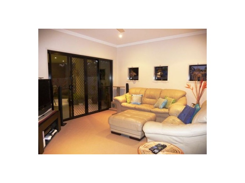 69 Honiton Street, Torquay QLD 4655