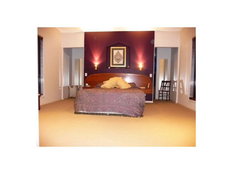 69 Honiton Street, Torquay QLD 4655