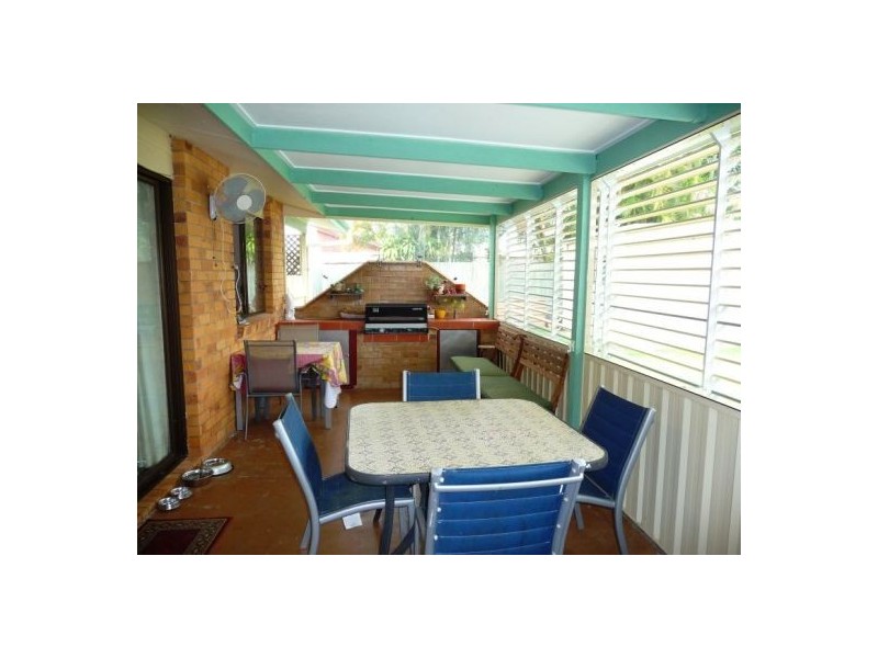 26 Junjaree St, Scarness QLD 4655