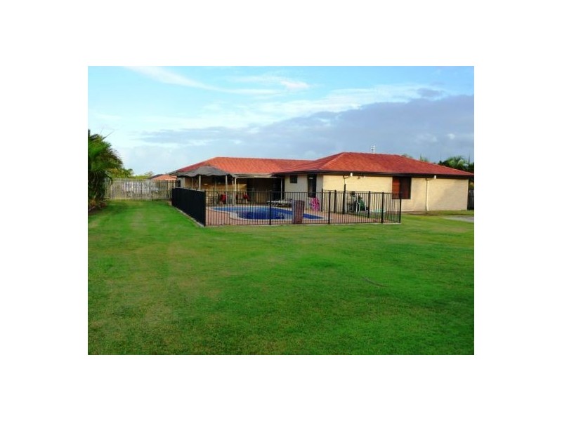 17 Rosedale Dr, Wondunna QLD 4655