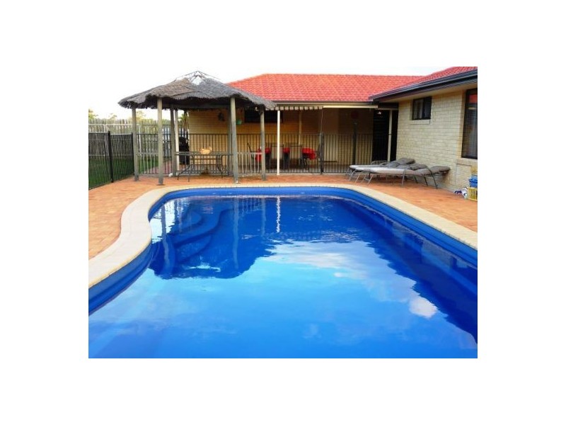17 Rosedale Dr, Wondunna QLD 4655