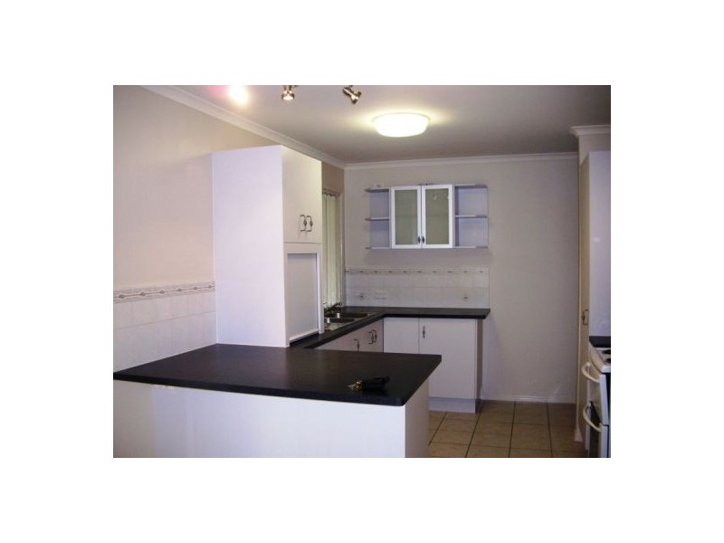 35 Thornbill Dr, Eli Waters QLD 4655