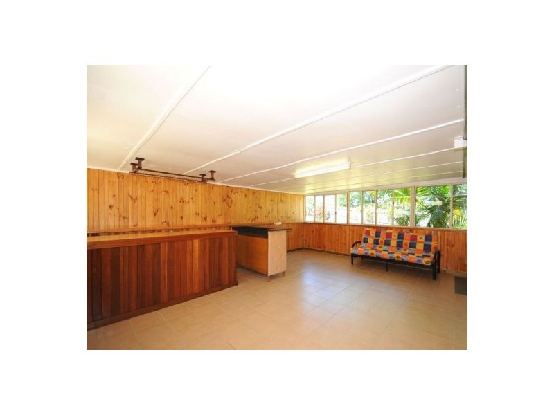 9 Maureen Court, Point Vernon QLD 4655