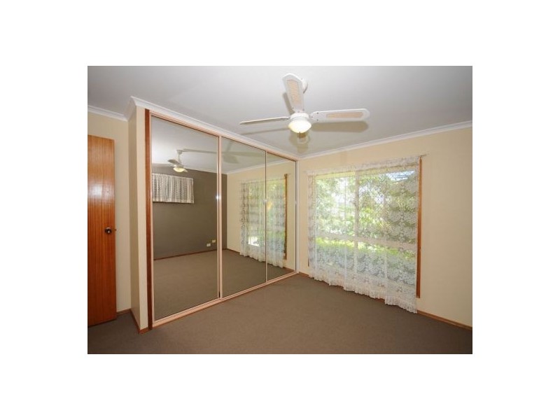 9 Maureen Court, Point Vernon QLD 4655