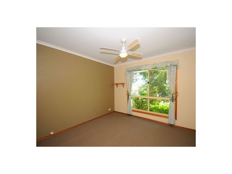 9 Maureen Court, Point Vernon QLD 4655