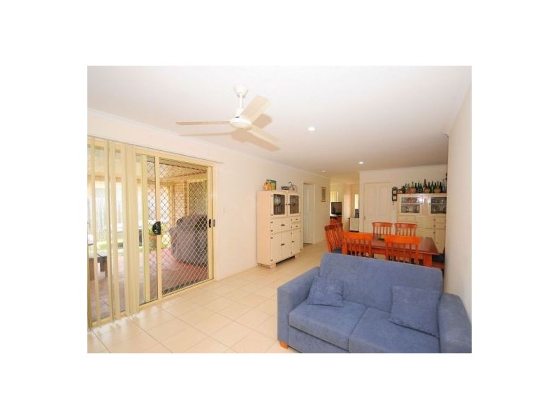 143 Ibis Blvd, Eli Waters QLD 4655