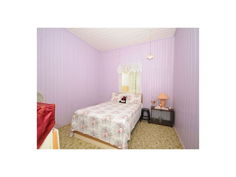 145 &147 Torquay Rd, Scarness QLD 4655