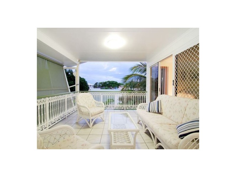 44 Long St, Point Vernon QLD 4655