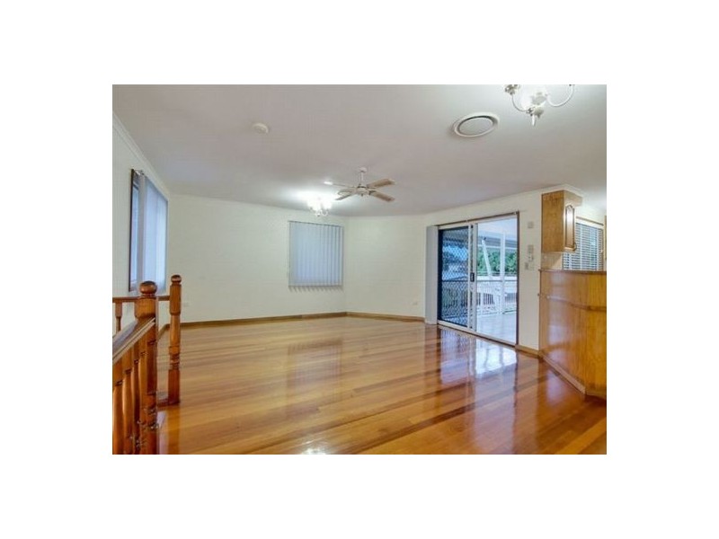 44 Long St, Point Vernon QLD 4655