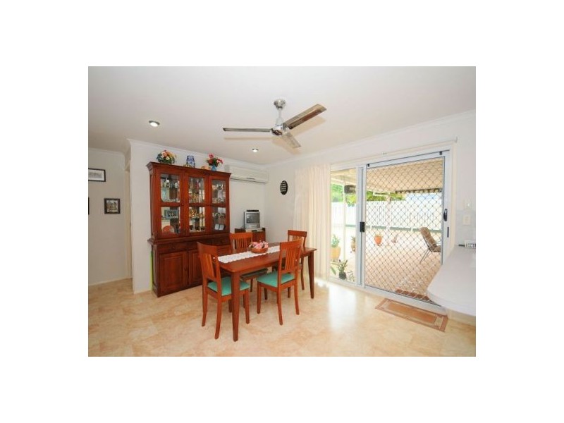 55 Dover St, Pialba QLD 4655