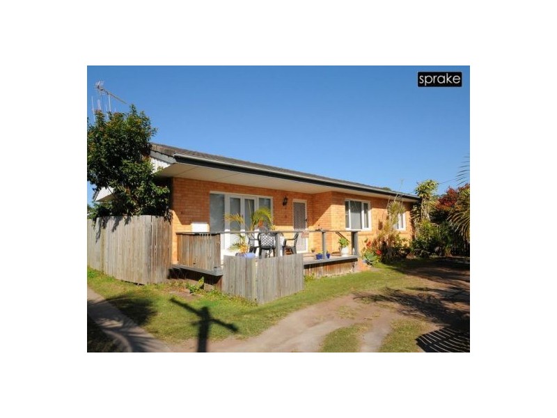 95 Torquay Rd, Scarness QLD 4655