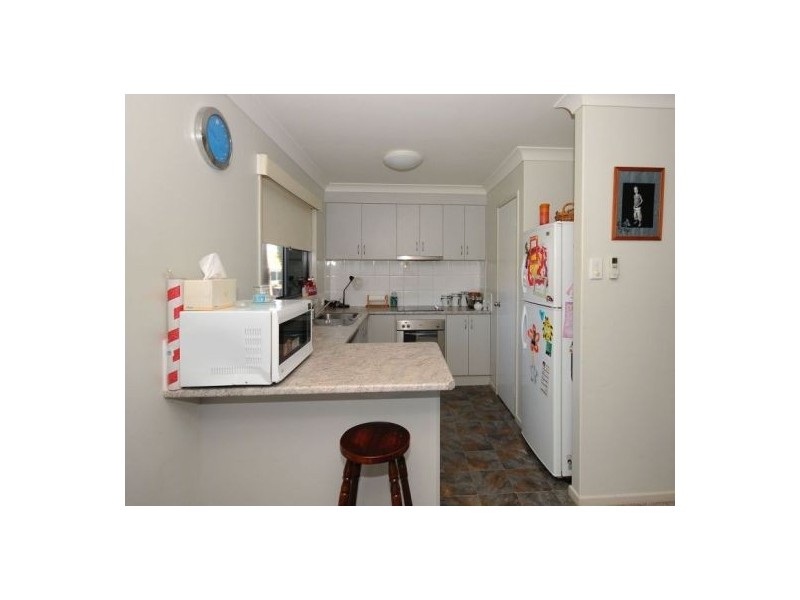 95 Torquay Rd, Scarness QLD 4655