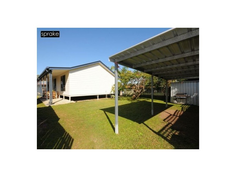 95 Torquay Rd, Scarness QLD 4655