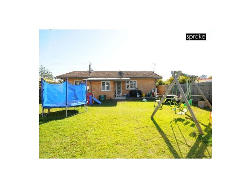 95 Torquay Rd, Scarness QLD 4655