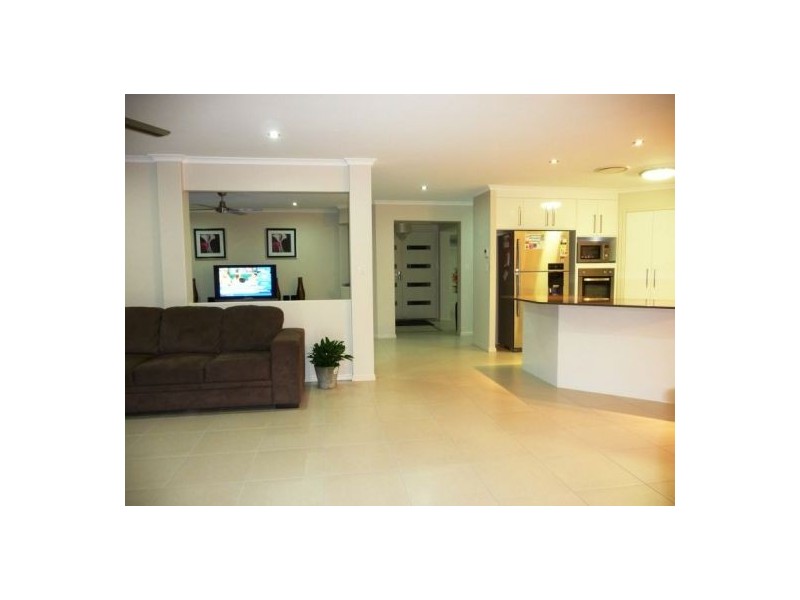 213 Long Street, Pialba QLD 4655