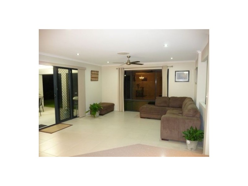 213 Long Street, Pialba QLD 4655