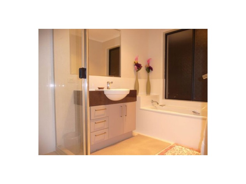 213 Long Street, Pialba QLD 4655