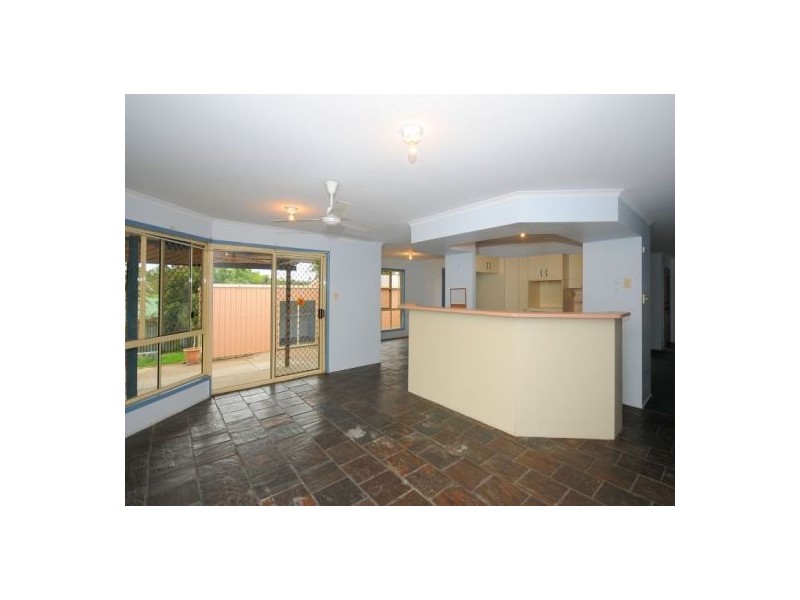 9 Oleander Ave, Kawungan QLD 4655
