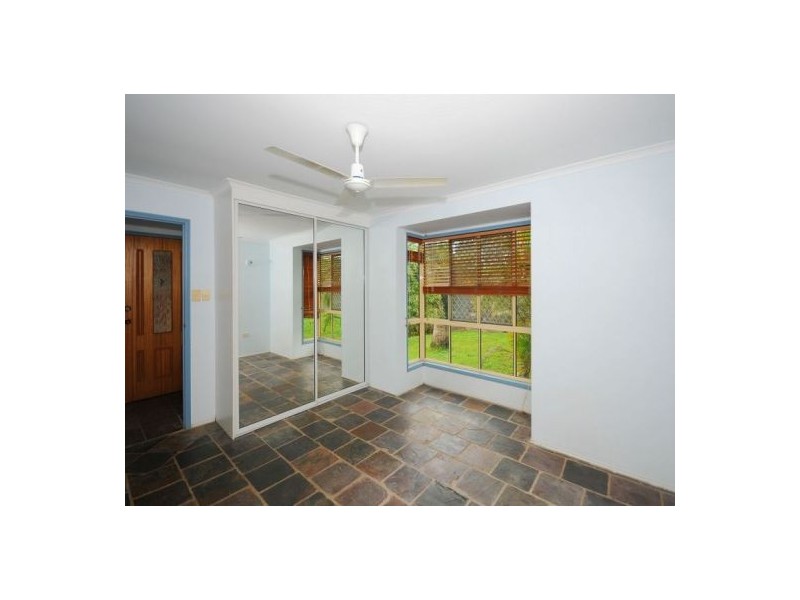 9 Oleander Ave, Kawungan QLD 4655