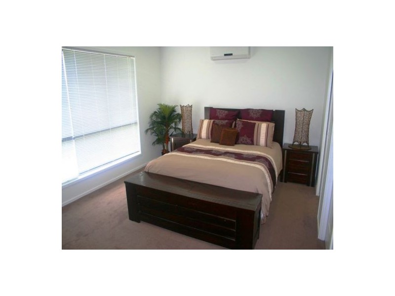 3 Columbus Cl, Urraween QLD 4655