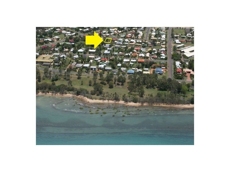 9 Mayfair St, Point Vernon QLD 4655