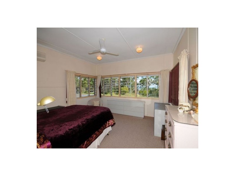 28 Esplanade, Point Vernon QLD 4655