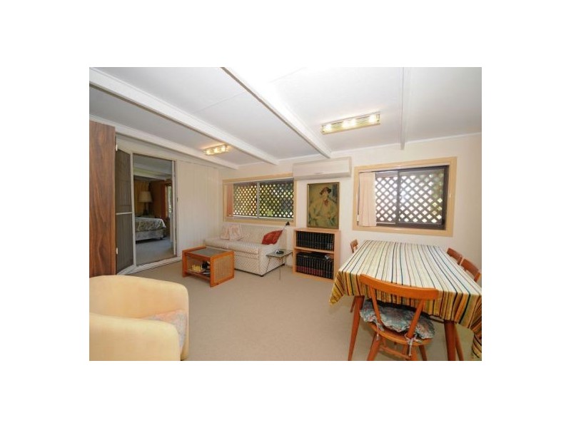 28 Esplanade, Point Vernon QLD 4655