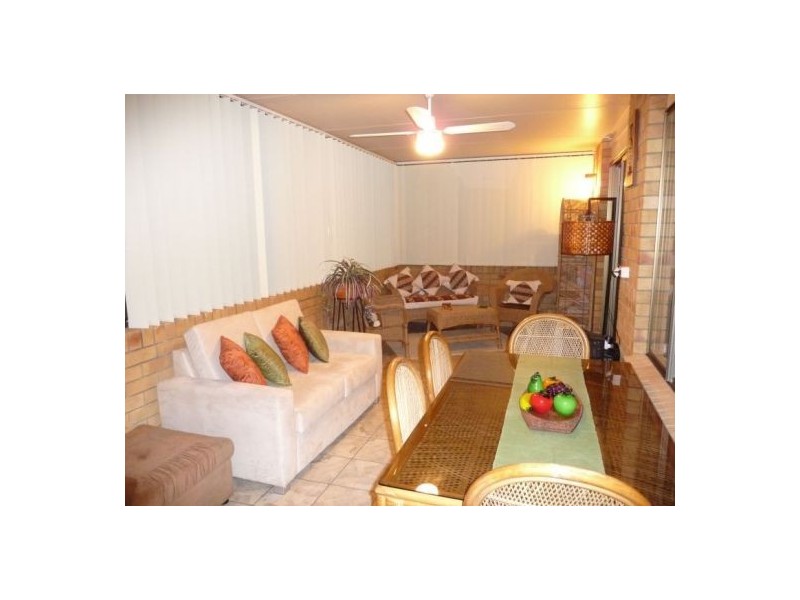 110 Corser St, Point Vernon QLD 4655